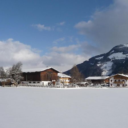Obersinnlehenhof Maishofen Exterior foto